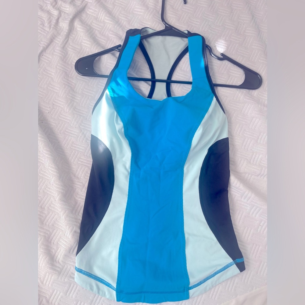 Lululemon workout tank + bag